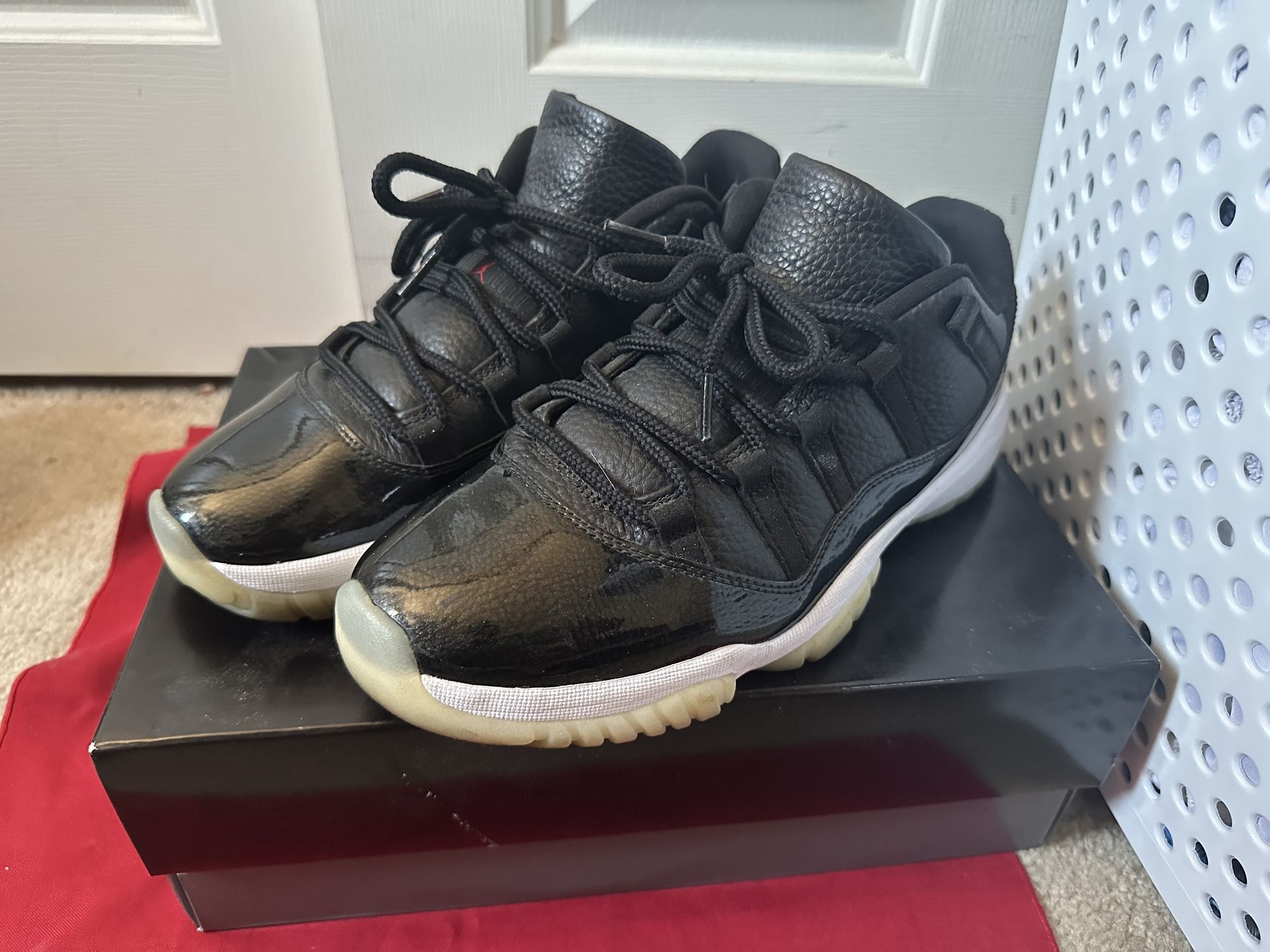 Jordan 11 Lows