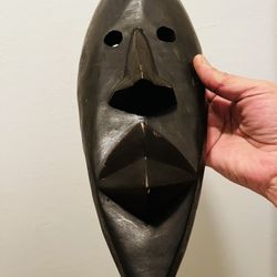 Vintage African wall face carving Ebony Hand Carved Heavy African Collectible Tribaddss AzZz A l