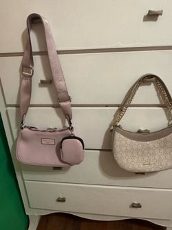 Women’s handbags