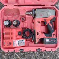 Milwaukee M18 Pex Propex Expander 2632 Fair Condition in Case 3dies 5amp Bat & Charger. For Pick Up Fremont Seattle. No Low Ball Offers. No Trades 