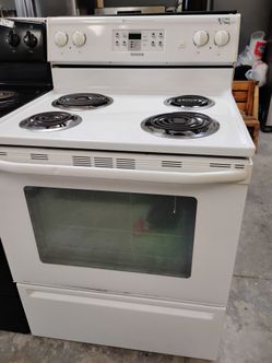 Maytag electric stove regular coils with warranty delivery Available fee depends on address 🛣️🏠🛻