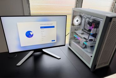Pc and monitor
