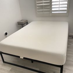 Tuft And Needle Queen Mattress
