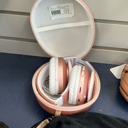 Headphones 