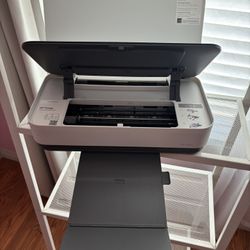 HP Tango Wireless Printer – Like New + Printer Paper
