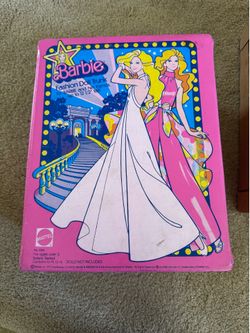 Vintage Barbie trunk and vanity set