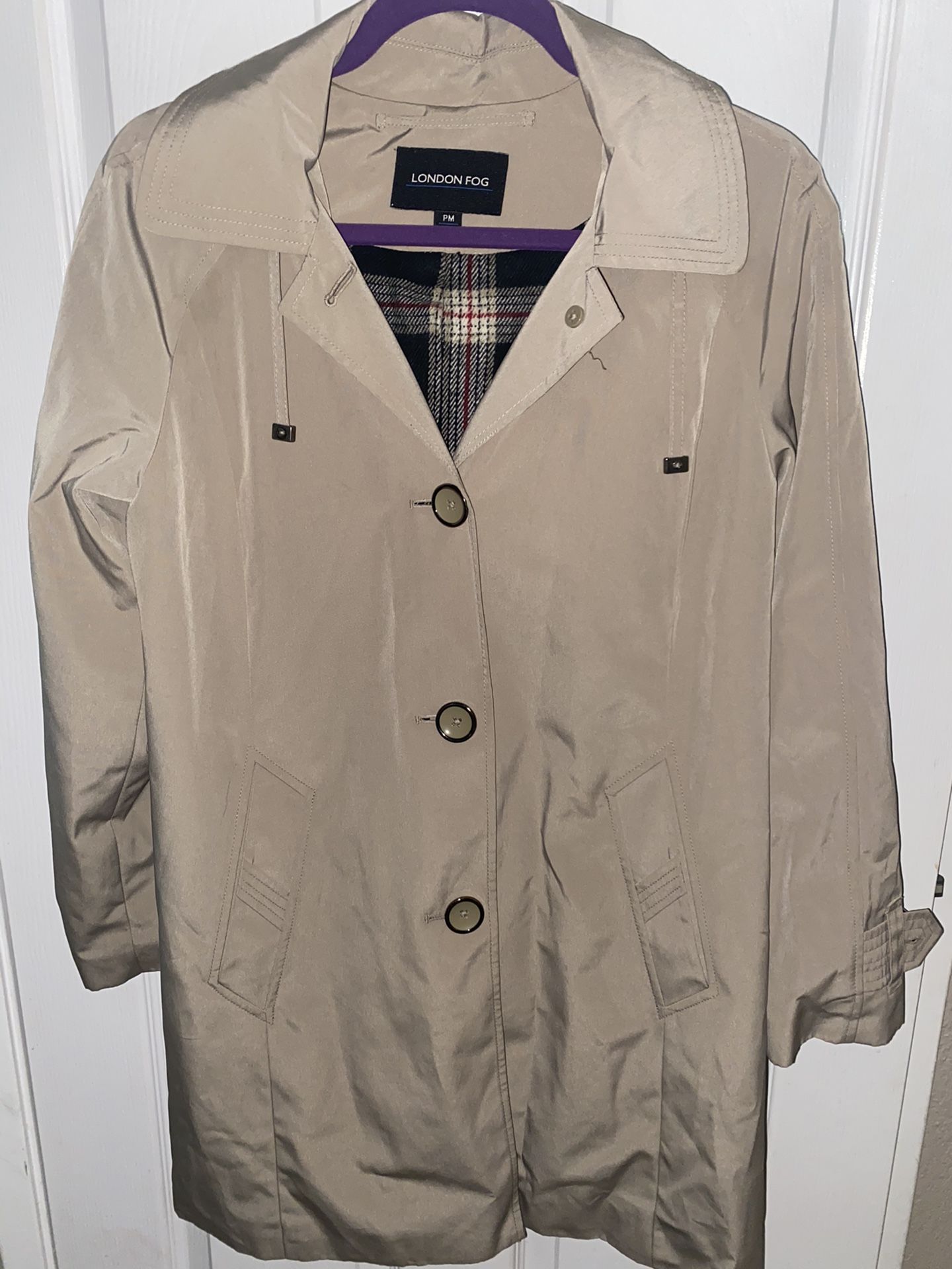 London Fog coat/rain jacket size:PM —removable hood