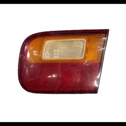 92-95 Civic 2/4Dr Right Rear Trunk Lid Light Taillight Reverse Lamp Lens Unit