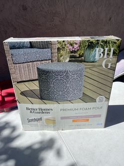 Better Homes & Gardens 20 in Round Outdoor Pouf