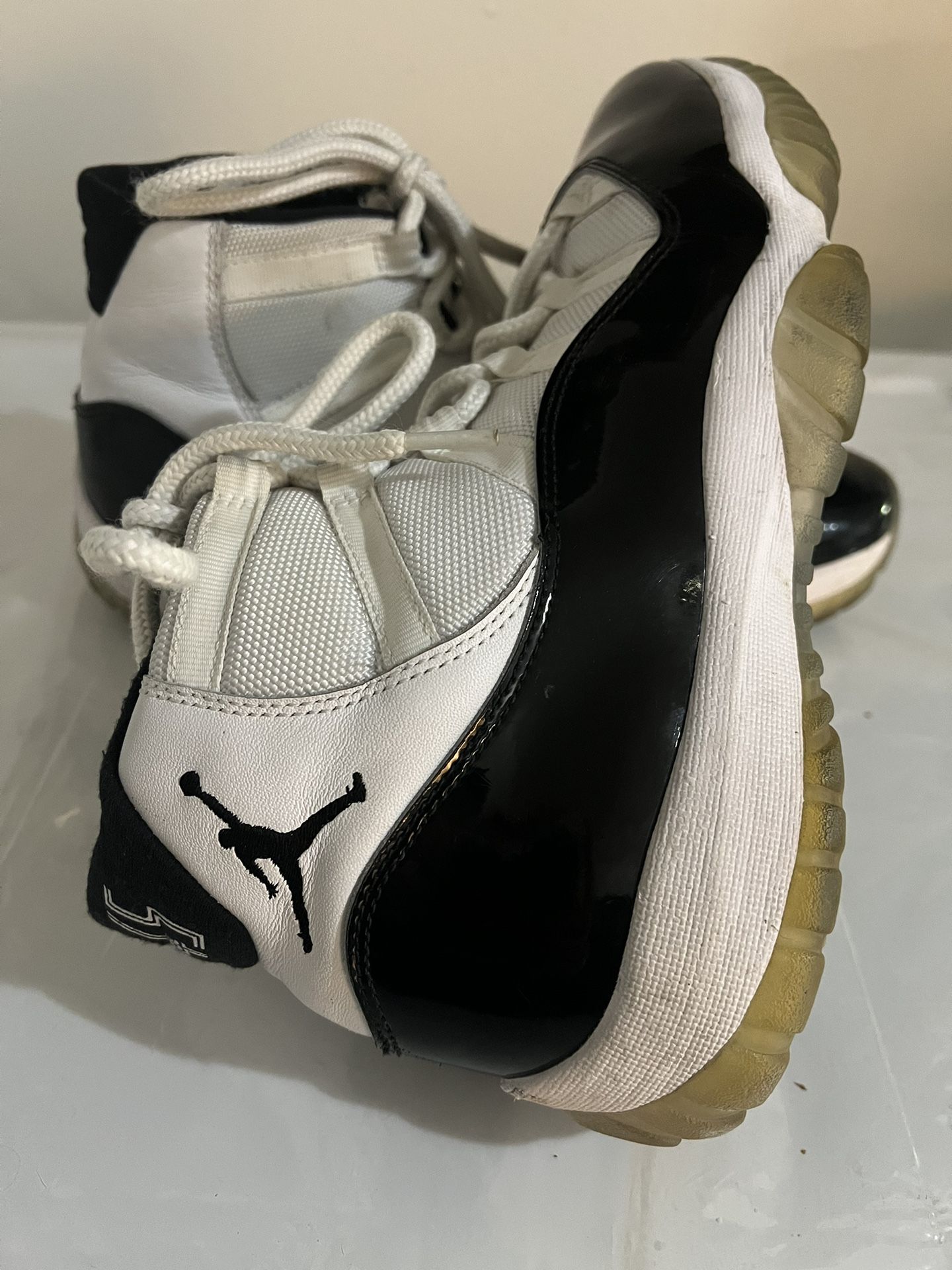 Jordan Size 10 Like New