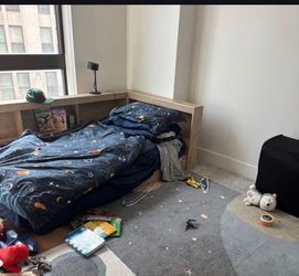 Twin bed