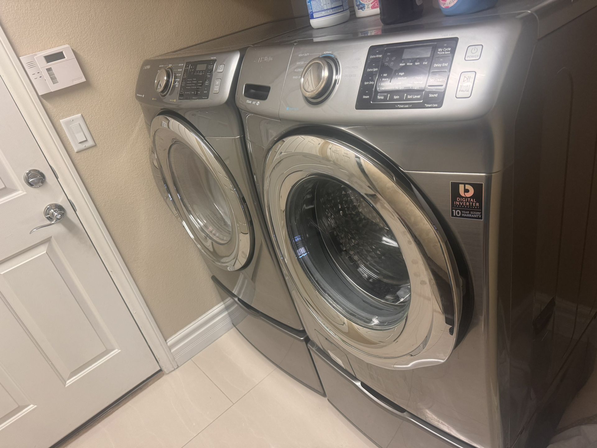 SAMSUNG washer and dryer 