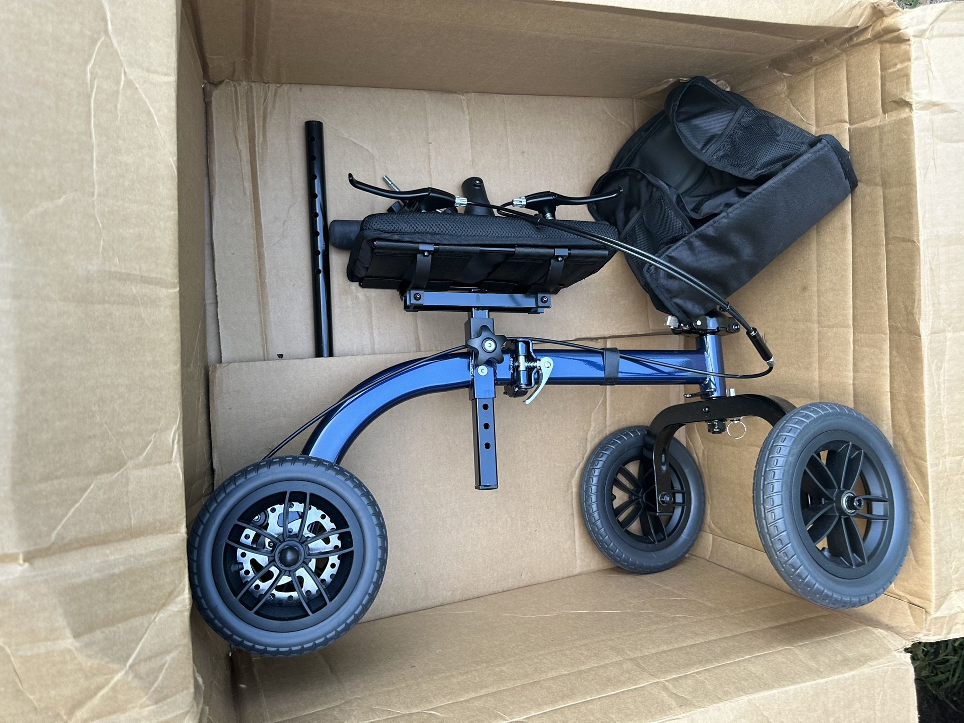 Collapsible All Terrain Knee Scooter for Adults, Foot Surgery, Adjustable, Dual Brakes, Blue.