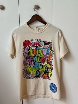 American Apparel Graphic T-Shirt – Colorful Doodle Art Print Tee (Cream) Size S