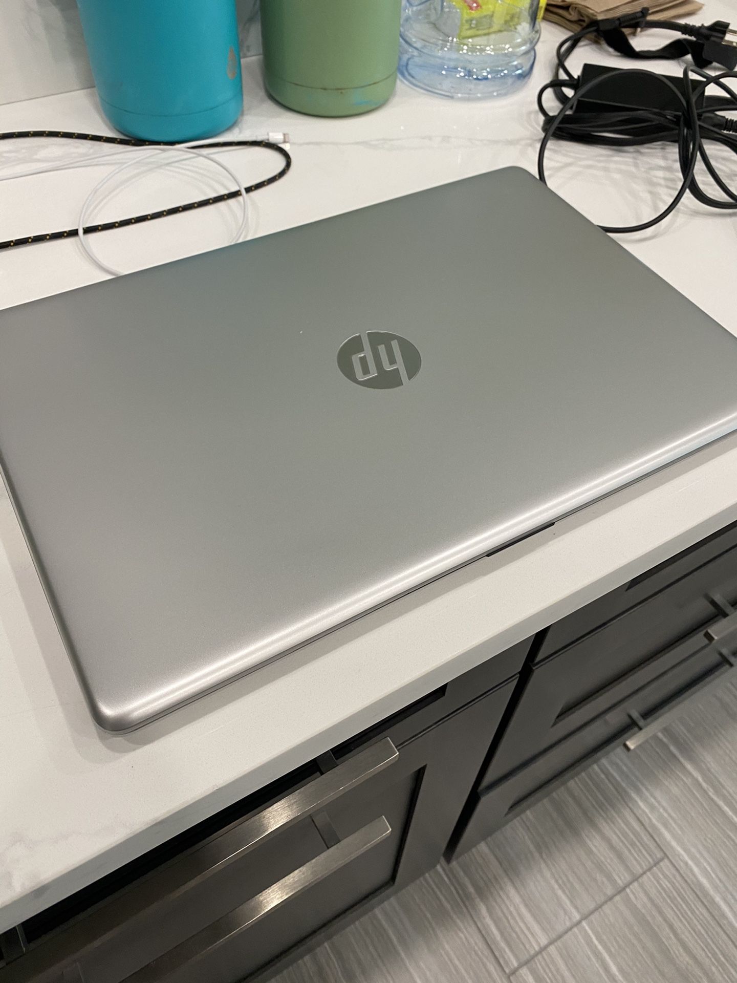 HP laptop 17inch