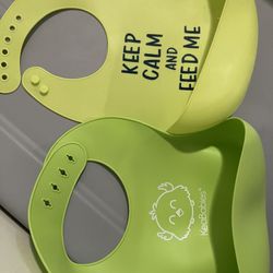 Baby Pocket Bibs  Set Of 2
