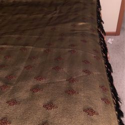 Couch, Cover orbed Cover made  in Indian It Is Green And Red Size  Is 7feet  the L and w Is 5 feet 