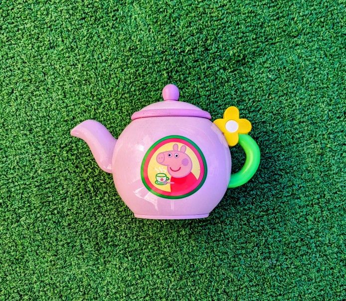 Peppa Pig TeaPot Gurgling Pink Pouring Sounds Toy Tea Party Pot Tested EUC