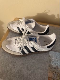 Adidas sambas