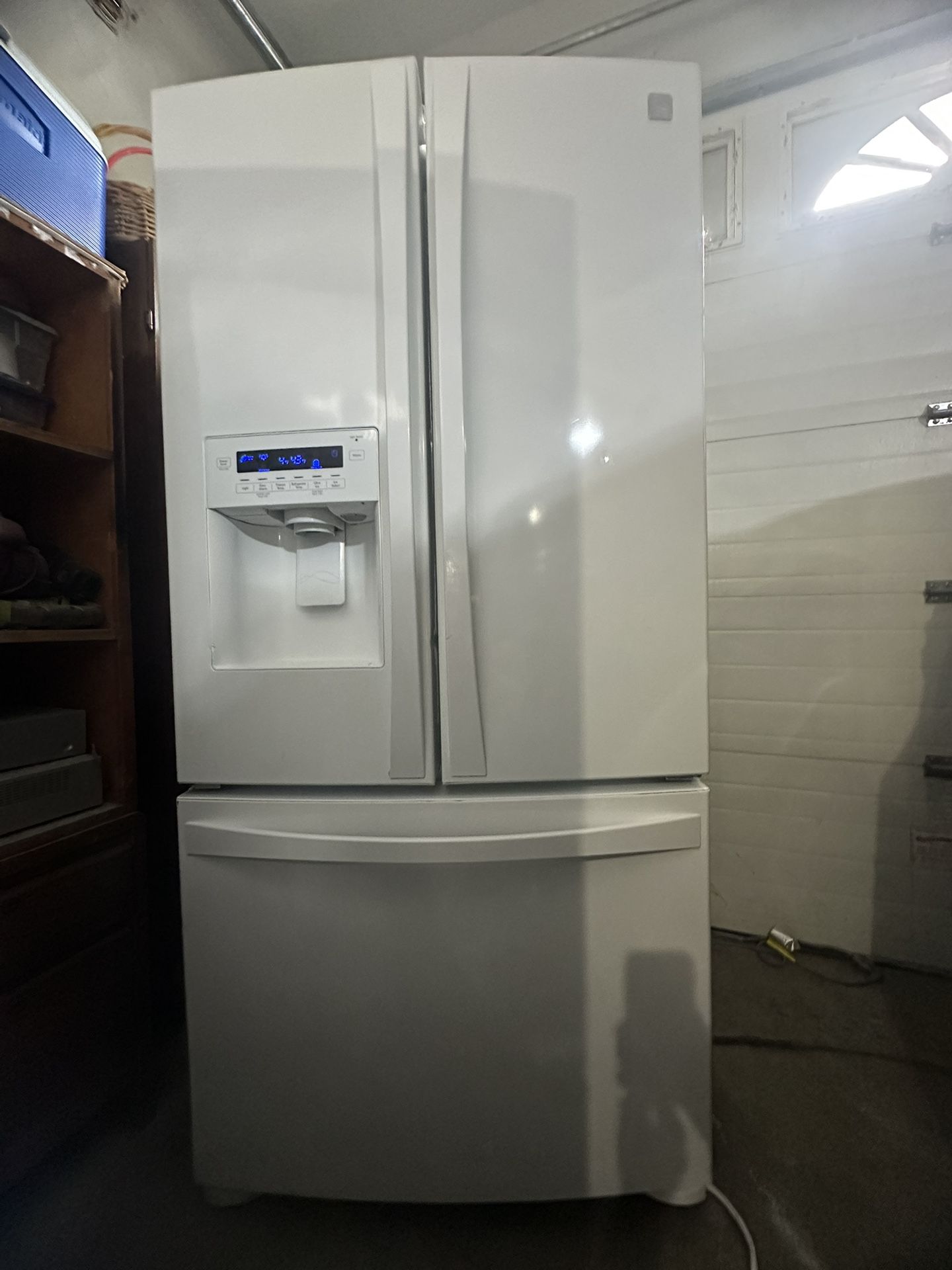 Kenmore Elite thee doors refrigerator (2014)
