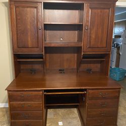 Lexington Furniture Executive Desk 