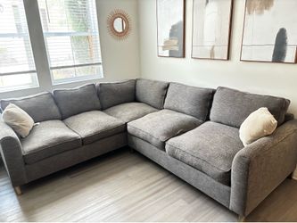 Sectional couch