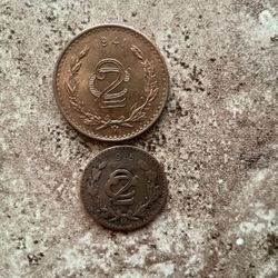 BEAUTIFUL TWO COINS 2 CENTAVOS 1941:ONE IS MISSING NUMBER 1 (915 E