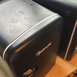 2 mini fridges $43each perfect for carrying medication or personal drinks