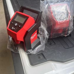 M12 Compact Inflator 