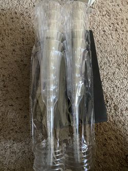 plastic champagne cups