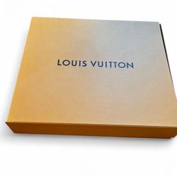 Sophisticated gold packaging with iconic Louis Vuitton logo. Medium size 