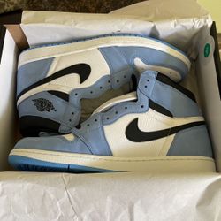Air Jordan 1 Retro High - University Blue (2021)