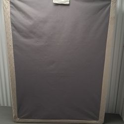 Free Delivery! Queen Box Spring