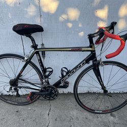 Fuji CCR3 Carbon Road Bike