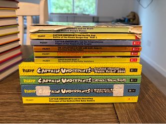Captain Underpants Hardcover and Paperback Books (10)