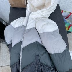 Size S Children’s Snow Jacket 