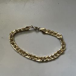 Gold Bracelet (8 Inches)