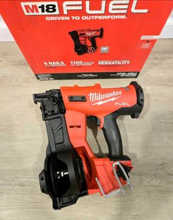 Milwaukee FUEL 18V Coil Roofing Nailer
