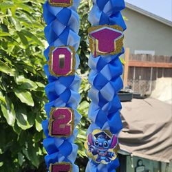 Stich Ribbon Lei 
