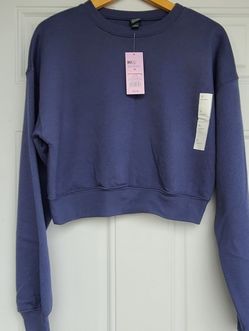 Drop Shoulder Crop Pullove

