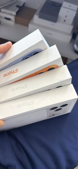 iPhone 17 pro max 256GB Locked