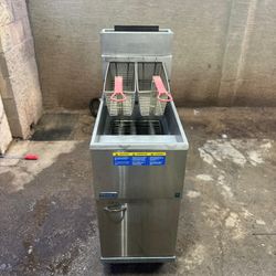 🔥 Natural Gas Commercial Fryer – Ready to Work!