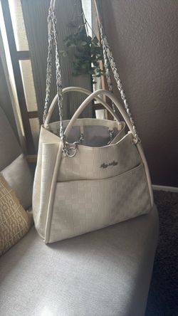 Itzy ritzy Tote Bag with Chain Straps