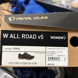 Pearl Izumi Bike Shoes Women’s - Brand New In Box