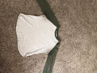 H&M Basic Divided Baseball Tee