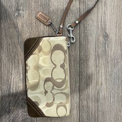 Coach Wristlet 