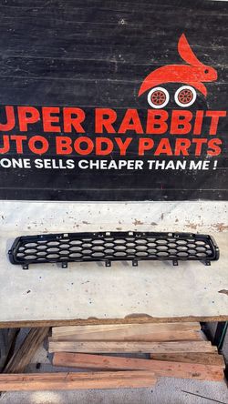 2021 Durango Grille Lower OEM 2025
