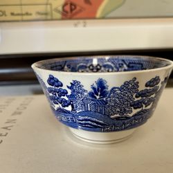 Antique English “Old Willow” Bowl