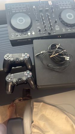 PlayStation 4 used, but in very good condition