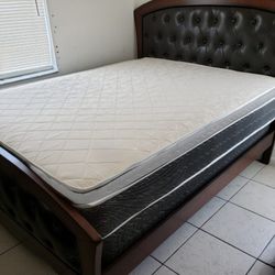 NEW QUEEN PILLOW TOP MATTRESS. Bed frame is not available. Take it home same day 👍